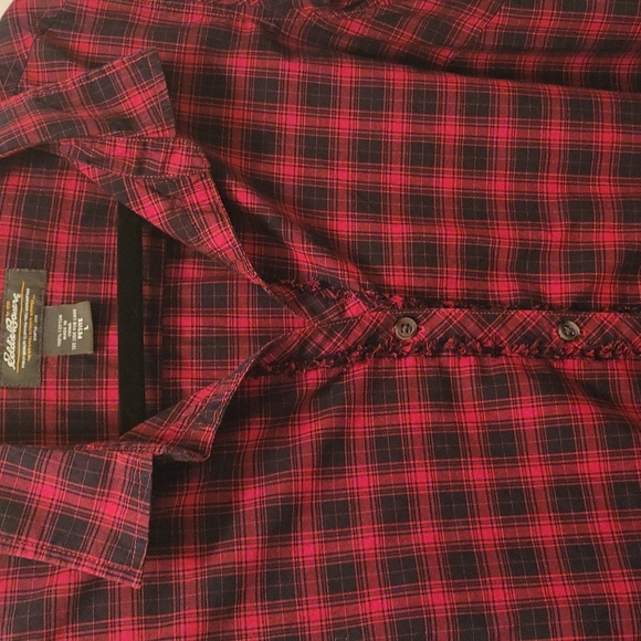 Women's Eddie Bauer button front Top - Picture 10 of 10